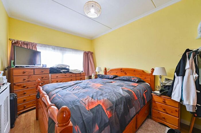 2 Bedroom Flat For Sale In Woodchester Square, Royal Oak, London, W2