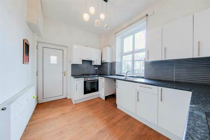 3 Bedroom Terraced House To Rent In Beech Street, Rawtenstall, Rossendale, BB4