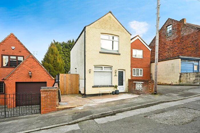 2 Bedroom Detached House For Sale In Wood Street, Alfreton, DE55