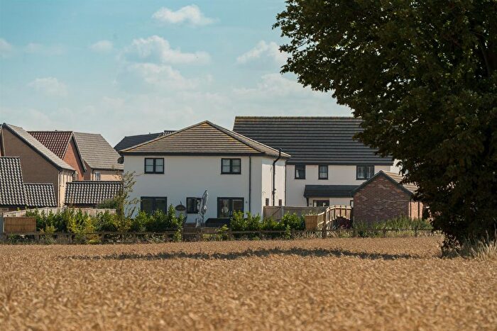 4 Bedroom Detached House For Sale In The Conifers, Great Ellingham, Attleborough, NR17