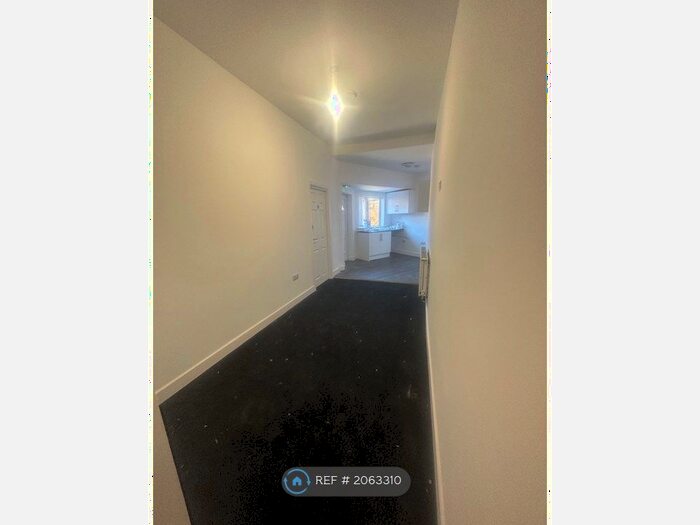 5 Bedroom Semi-Detached House To Rent In Alice Street, South Shields, NE33