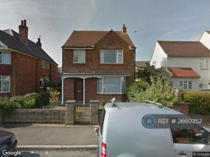 4 Bedroom Detached House To Rent In Glentworth Crescent, Skegness, PE25
