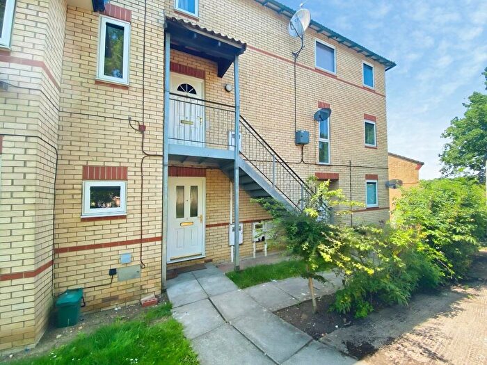 2 Bedroom Maisonette To Rent In Coldeaton Lane, Emerson Valley, Milton Keynes, MK4