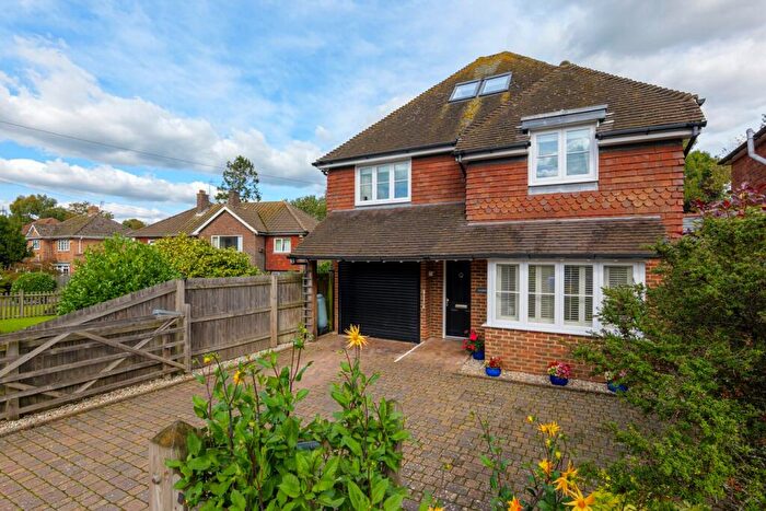 4 Bedroom Detached House For Sale In School Road, Saltwood, Hythe, CT21