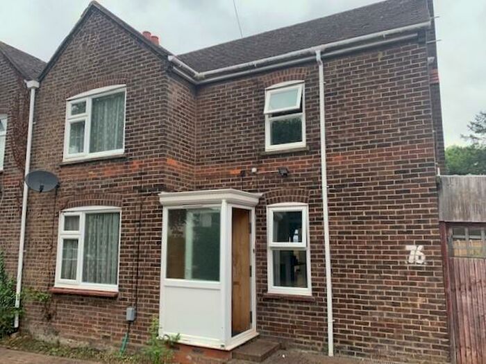 3 Bedroom Semi-Detached House To Rent In Dordans Road, Luton, Bedfordshire, LU4