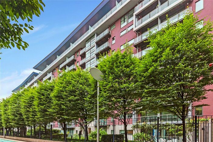 1 Bedroom Flat To Rent In Warwick Building, Queenstown Road, London, SW11
