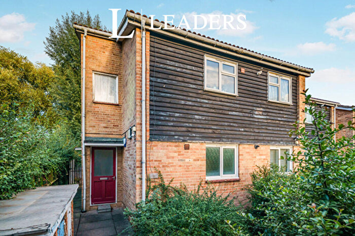 1 Bedroom Flat To Rent In Guilfords, CM17