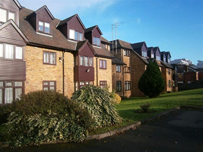 1 Bedroom Flat For Sale In Hindes Road, Gainsborough Lodge, Harrow, HA1