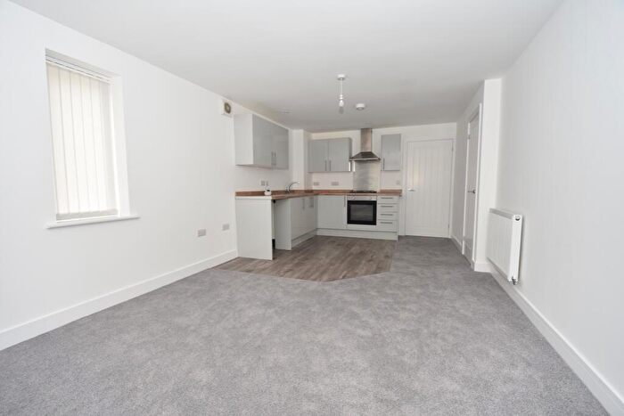2 Bedroom Flat To Rent In Blenheim Walk, Corby, Northamptonshire, NN18