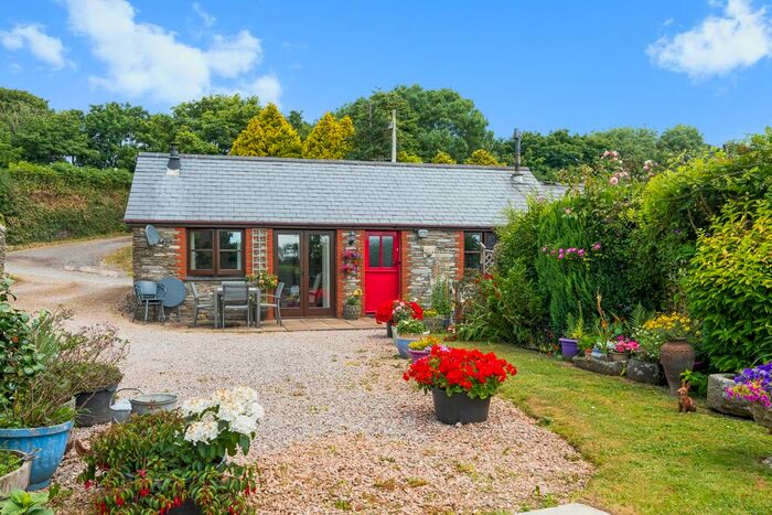 4 Bedroom Barn Conversion For Sale In East Allington, Totnes, TQ9