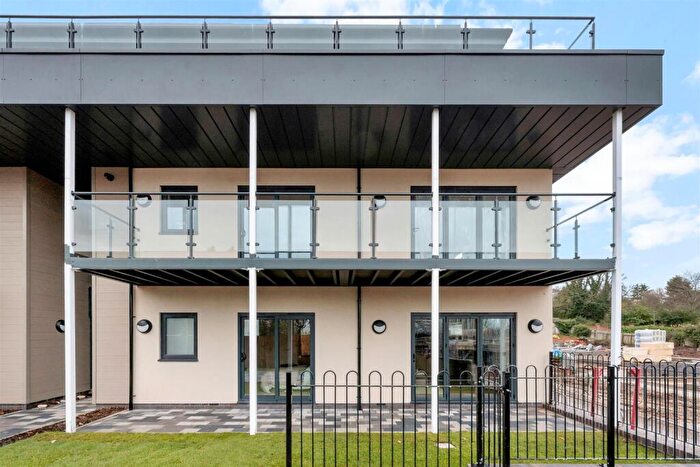 2 Bedroom Apartment For Sale In Baxter Green, Bramcote, Nottingham, NG9