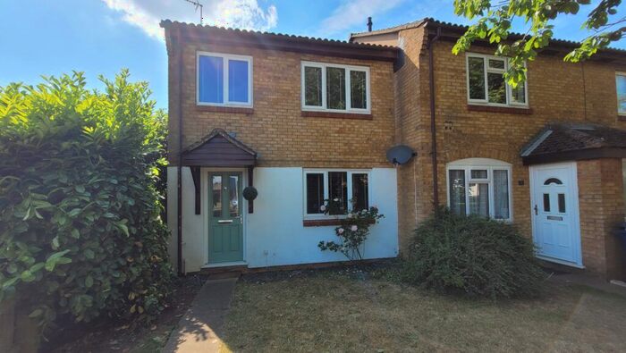 3 Bedroom End Of Terrace House To Rent In Rye Close, Banbury, Oxon, OX16