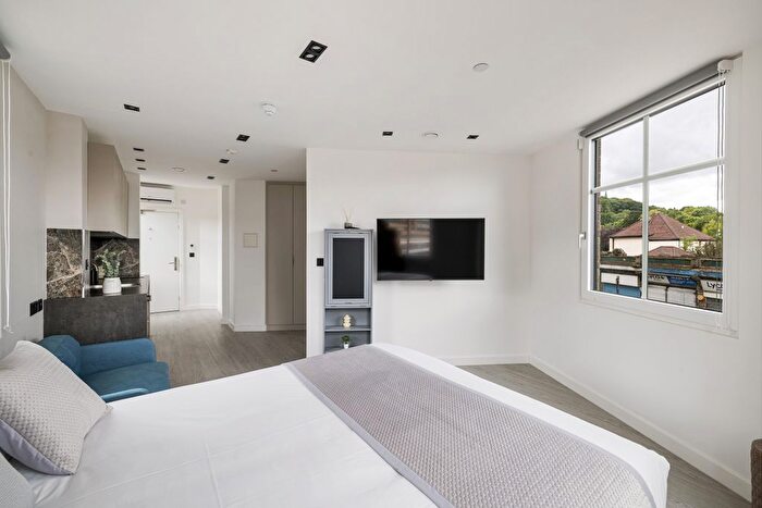 1 Bedroom Studio To Rent In Flat, Lowlands Road, Harrow, HA1