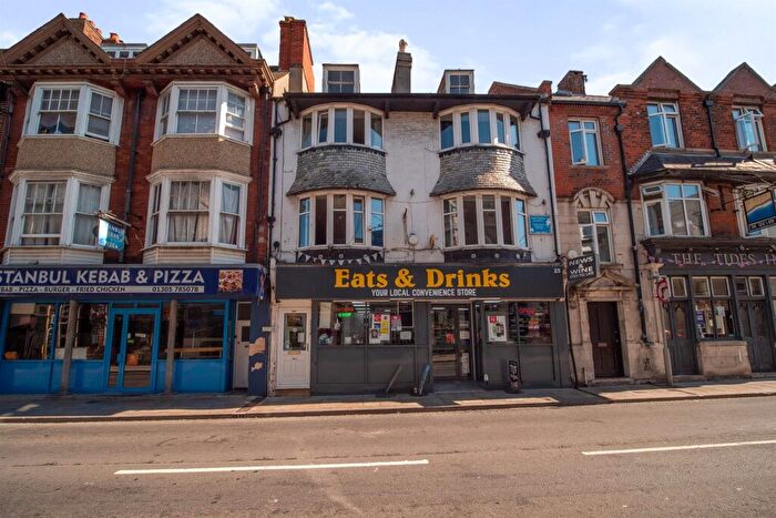 5 Bedroom Maisonette For Sale In King Street, Weymouth, DT4