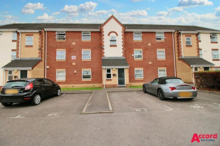 1 Bedroom Flat To Rent In Burns Avenue, Chadwell Heath, RM6