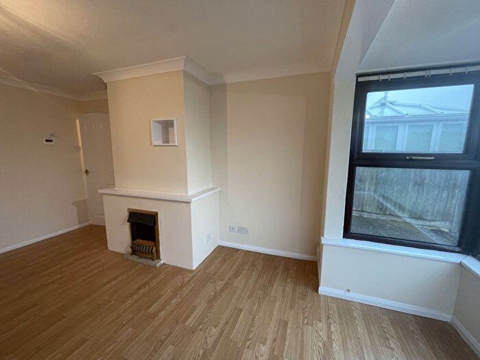 2 Bedroom Bungalow To Rent In Chesterton Grove, Stanground, Peterborough, PE2