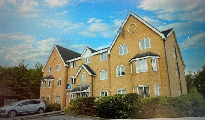 2 Bedroom Flat For Sale In Bracken Green, East Ardsley, Wakefield, WF3