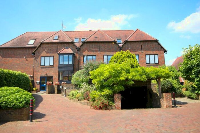 2 Bedroom Apartment To Rent In Adam Court, Henley-On-Thames, Oxfordshire, RG9