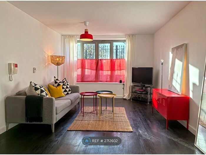 2 Bedroom Flat To Rent In White Horse Road, London, E1