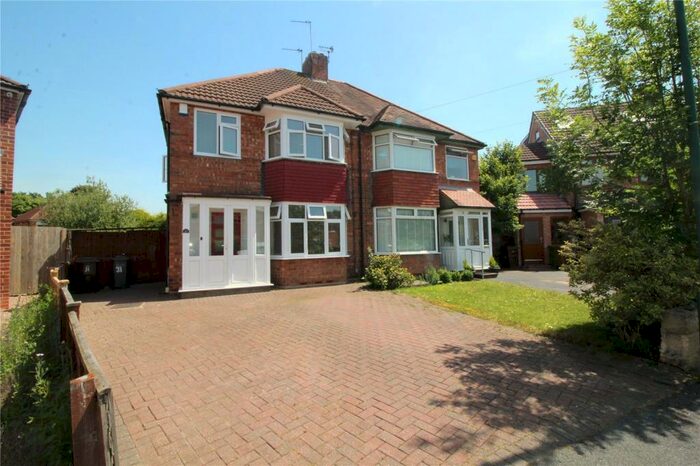 3 Bedroom Semi-Detached House To Rent In Chamberlain Crescent, Shirley, Solihull, B90
