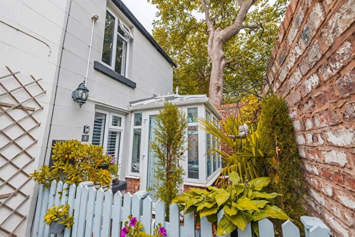 2 Bedroom End Of Terrace House For Sale In Mealors Weint, Parkgate, Cheshire, CH64