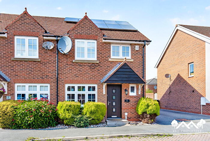 3 Bedroom Semi Detached House For Sale In Suffolk Court, Buckshaw Village, Chorley, PR7