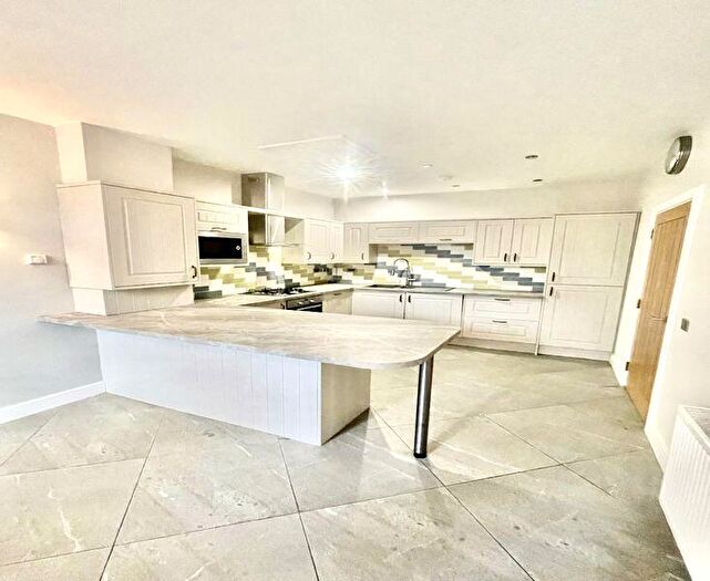 2 Bedroom Apartment To Rent In Prospect Mill Meadows, Cleckheaton, Kirklees, BD19