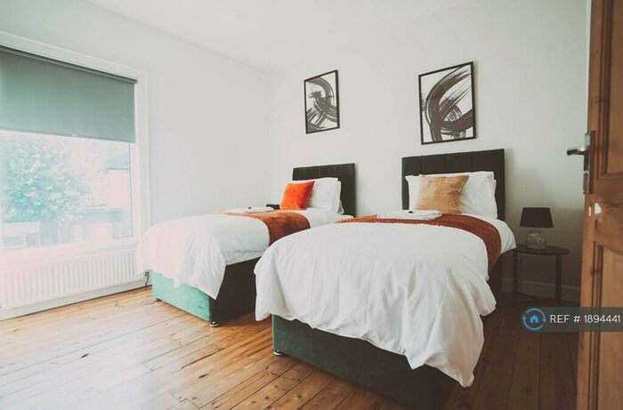 4 Bedroom Terraced House To Rent In Hollis Road, Coventry, CV3