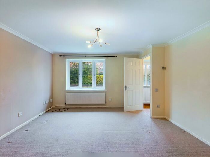 3 Bedroom Detached House To Rent In Cropmark Way, Hatch Warren, Basingstoke, RG22