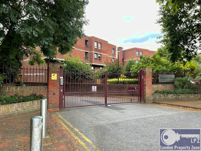 3 Bedroom Terraced House To Rent In More Close, Hammersmith / West Kensington, W14