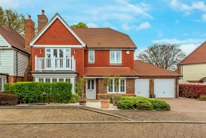 5 Bedroom Detached House To Rent In Bramble Close, Barns Green, Horsham, RH13