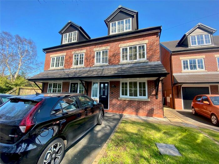 4 Bedroom Semi-Detached House To Rent In Grimshaw Lane, Bollington, Macclesfield, Cheshire, SK10