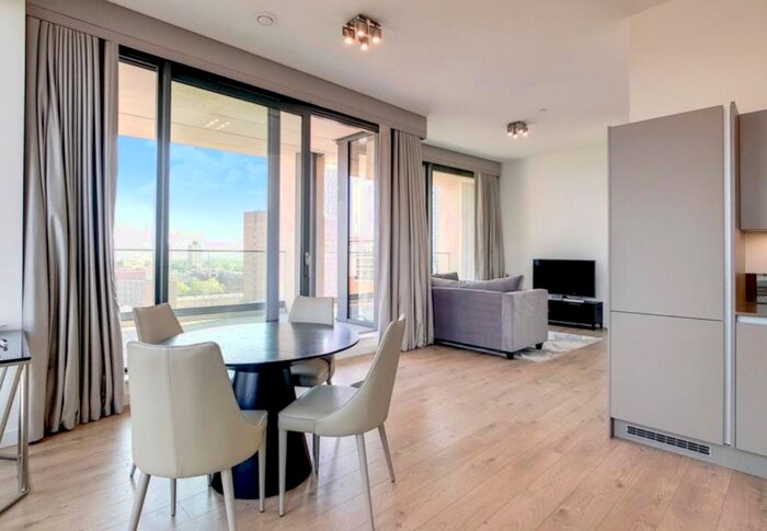 3 Bedroom Apartment To Rent In Legacy Tower, Stratford Central, Stratford, E15