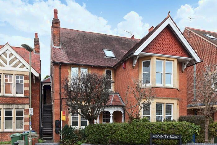 4 Bedroom Detached House To Rent In Divinity Road, East Oxford, OX4