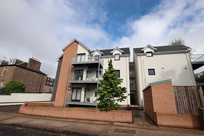 2 Bedroom Flat To Rent In Roseangle, West End, DD1