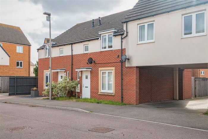 3 Bedroom Terraced House To Rent In Lavender Hill, Broughton, Milton Keynes, MK10