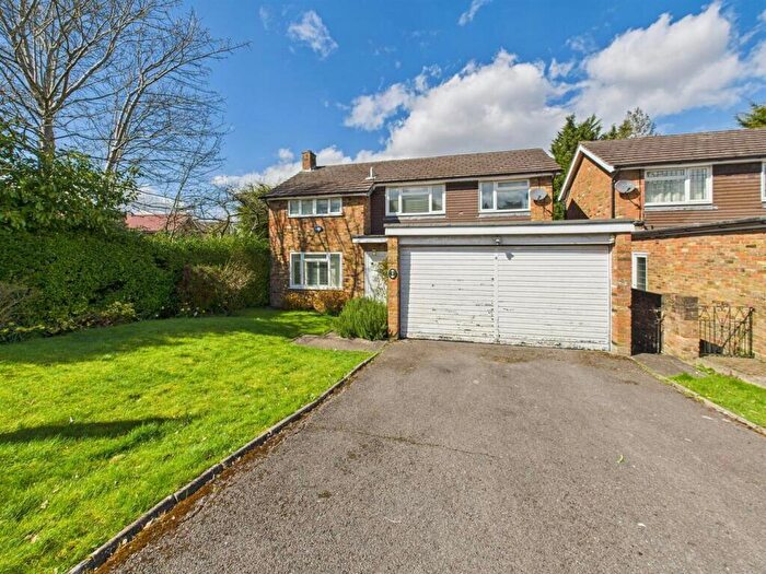 4 Bedroom Detached House For Sale In Woodfield Avenue, Northwood, Middlesex, HA6