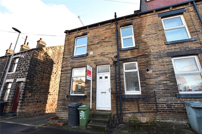 1 Bedroom House To Rent In Gillroyd Parade, Morley, Leeds, LS27