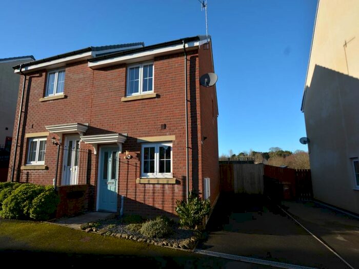 2 Bedroom Property To Rent In Pendinas Avenue, Croespenmaen, Newport, NP11