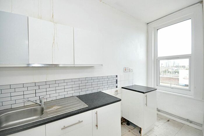 1 Bedroom Flat For Sale In B Scrubs Lane, Harlesden, London, NW10