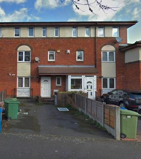 4 Bedroom Detached House To Rent In Oxley Close, Southwark, London, SE1