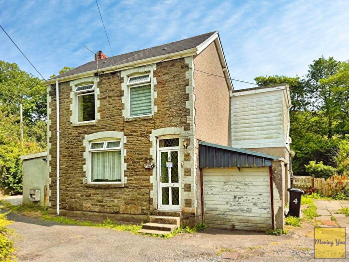 4 Bedroom Detached House For Sale In Bryn Awel, Crynant, Neath Port Talbot, SA10