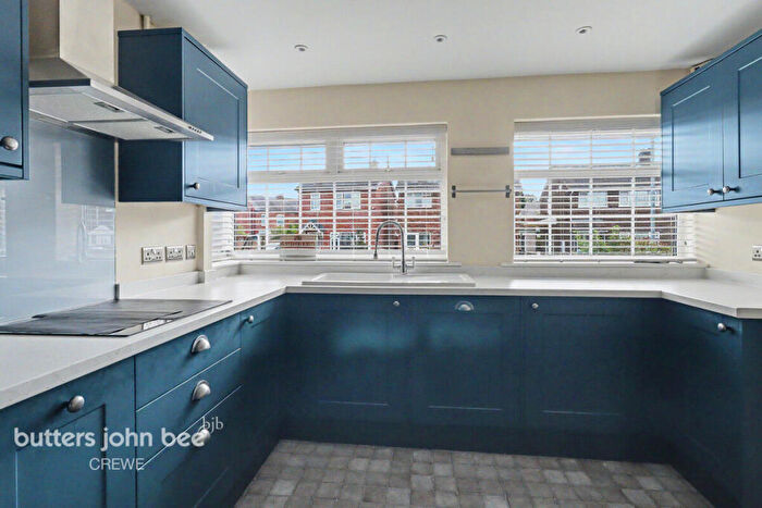3 Bedroom Semi-Detached House For Sale In Singleton Avenue, Crewe, CW1