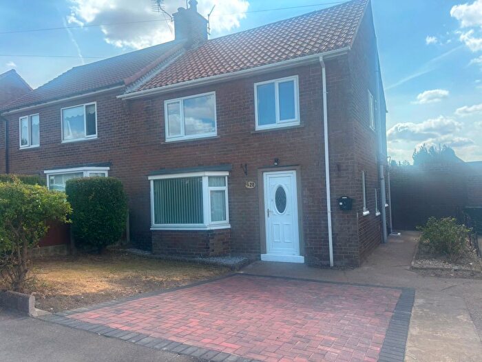 3 Bedroom Property To Rent In Burns Road, Dinnington, S25