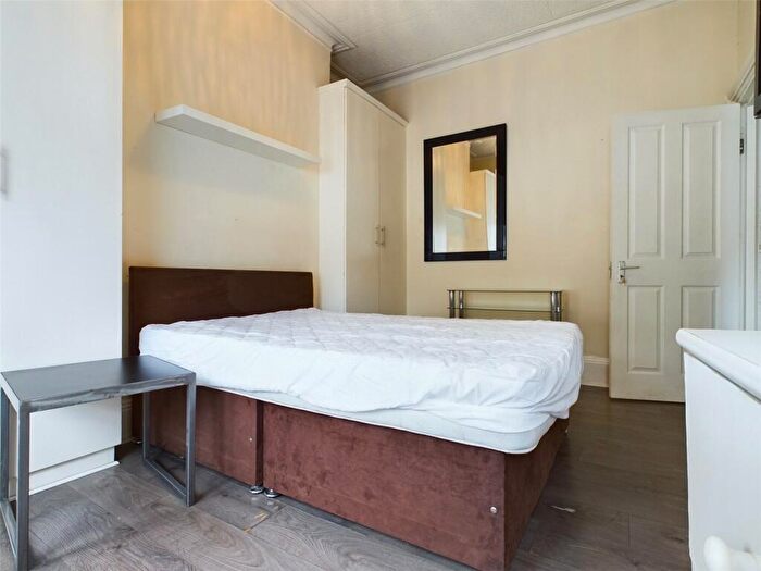 1 Bedroom Terraced House To Rent In Gladstone Place, Brighton, BN2