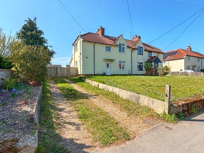 3 Bedroom Semi-Detached House To Rent In Beccles Road, Bungay, Suffolk, NR35