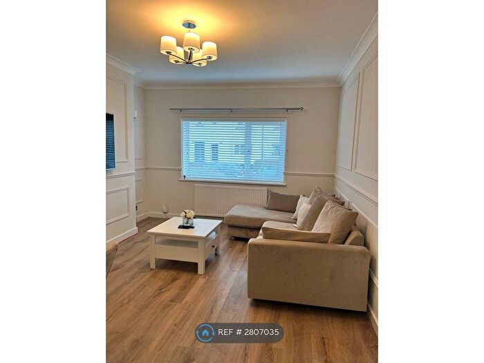 2 Bedroom Terraced House To Rent In Atholl Crescent, Paisley, PA1