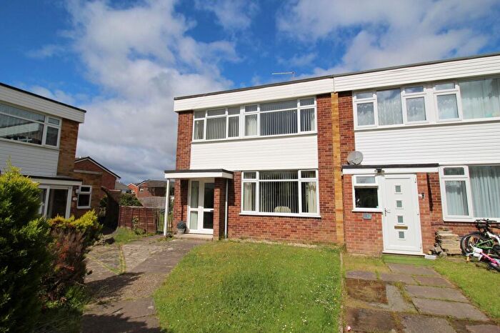 3 Bedroom Terraced House For Sale In Grangewood Gardens, Fair Oak, SO50