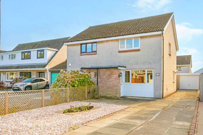 2 Bedroom Semi-Detached House For Sale In Moray Park, Dalgety Bay, KY11