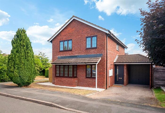 4 Bedroom Detached House For Sale In Furze Hill Road, Shipston-on-Stour, CV36